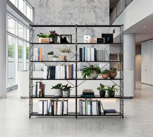 Libreria Agorà, sistema di scaffalature modulare in metallo